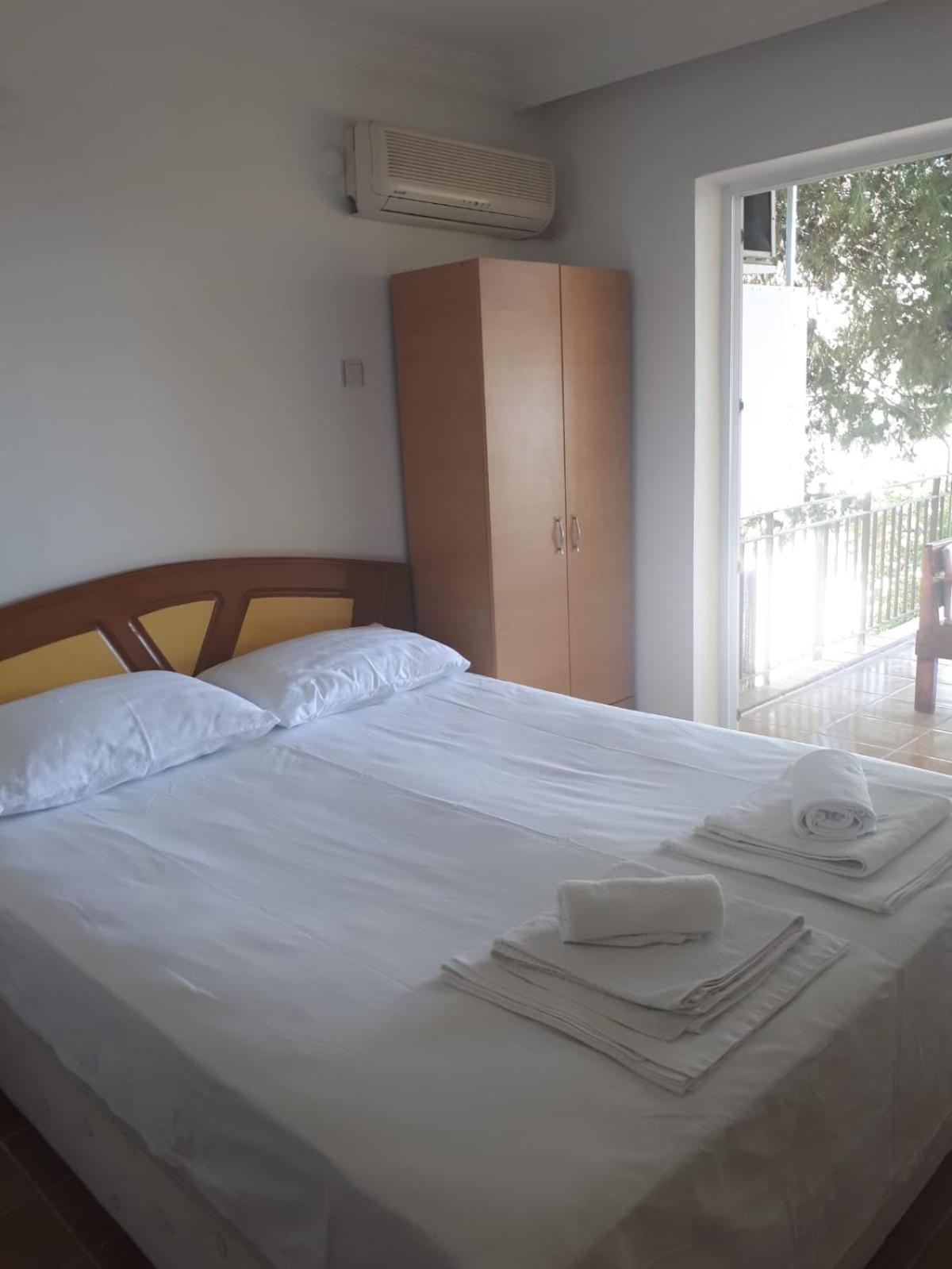Martili Villa Lara Antalya Rum bild