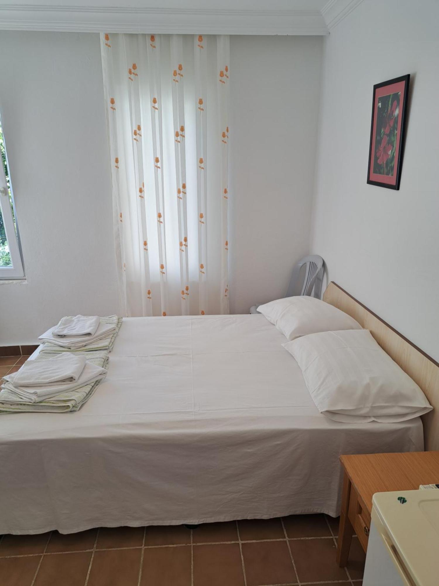 Martili Villa Lara Antalya Rum bild